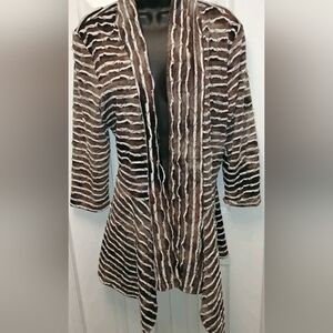 Frank Lyman Designs textured cardi